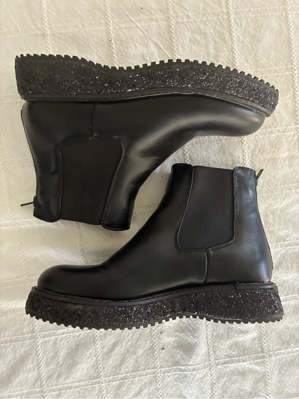 Steve Madden Kids' JHarper Glitter black platform Combat Boot Size 4